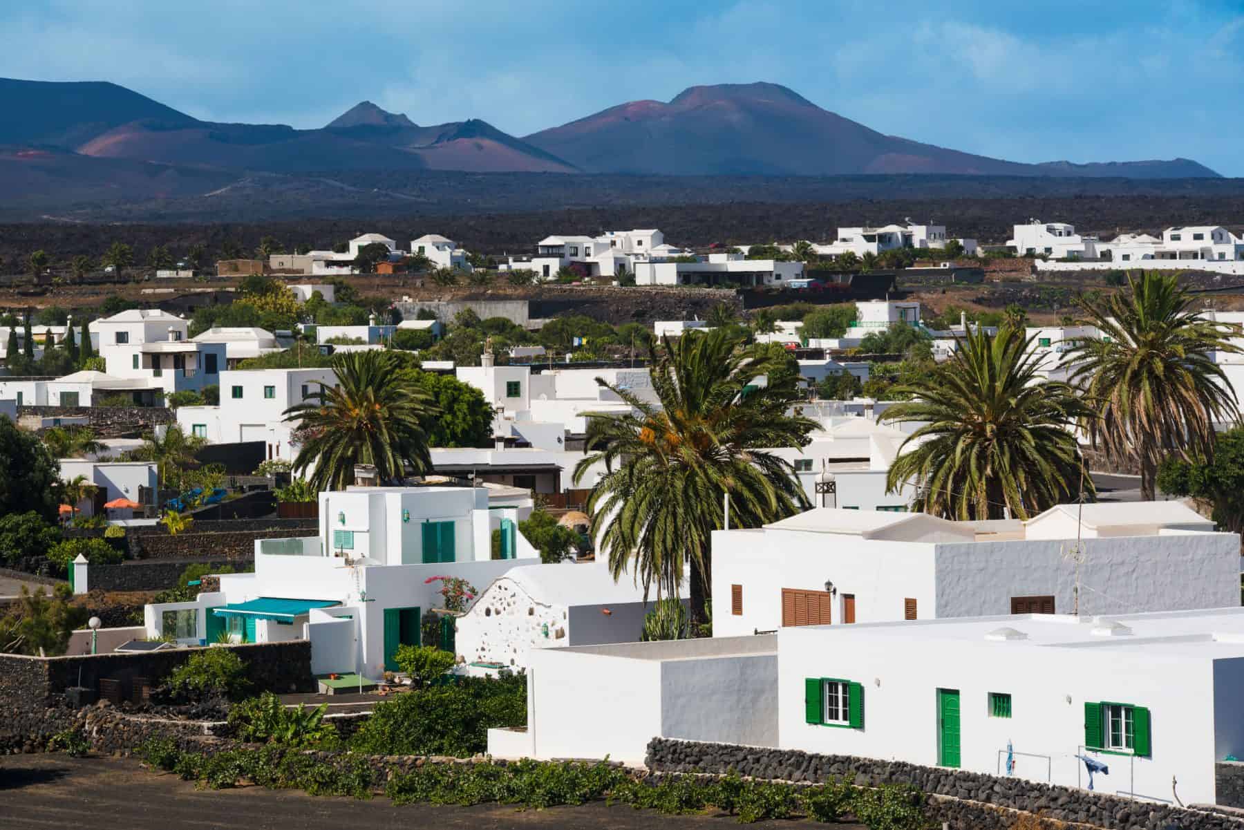 Hiking Lanzarote: 8 reasons to explore it | WAW Travel