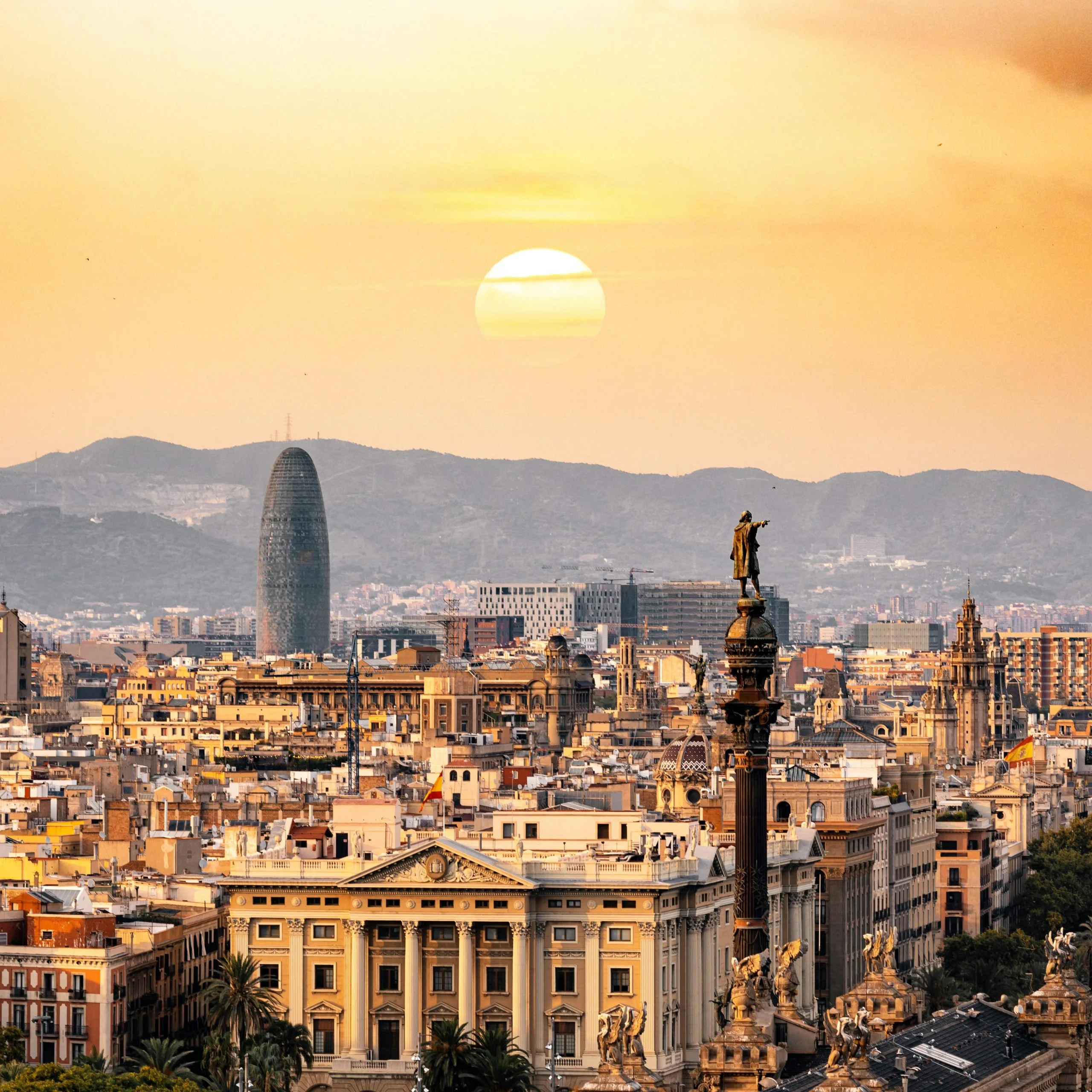 Public holidays in Spain 2026: Plan your Camino wisely | WAW